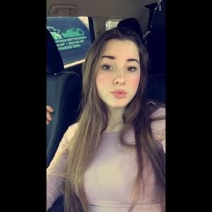 Meet your Posher, Leslie